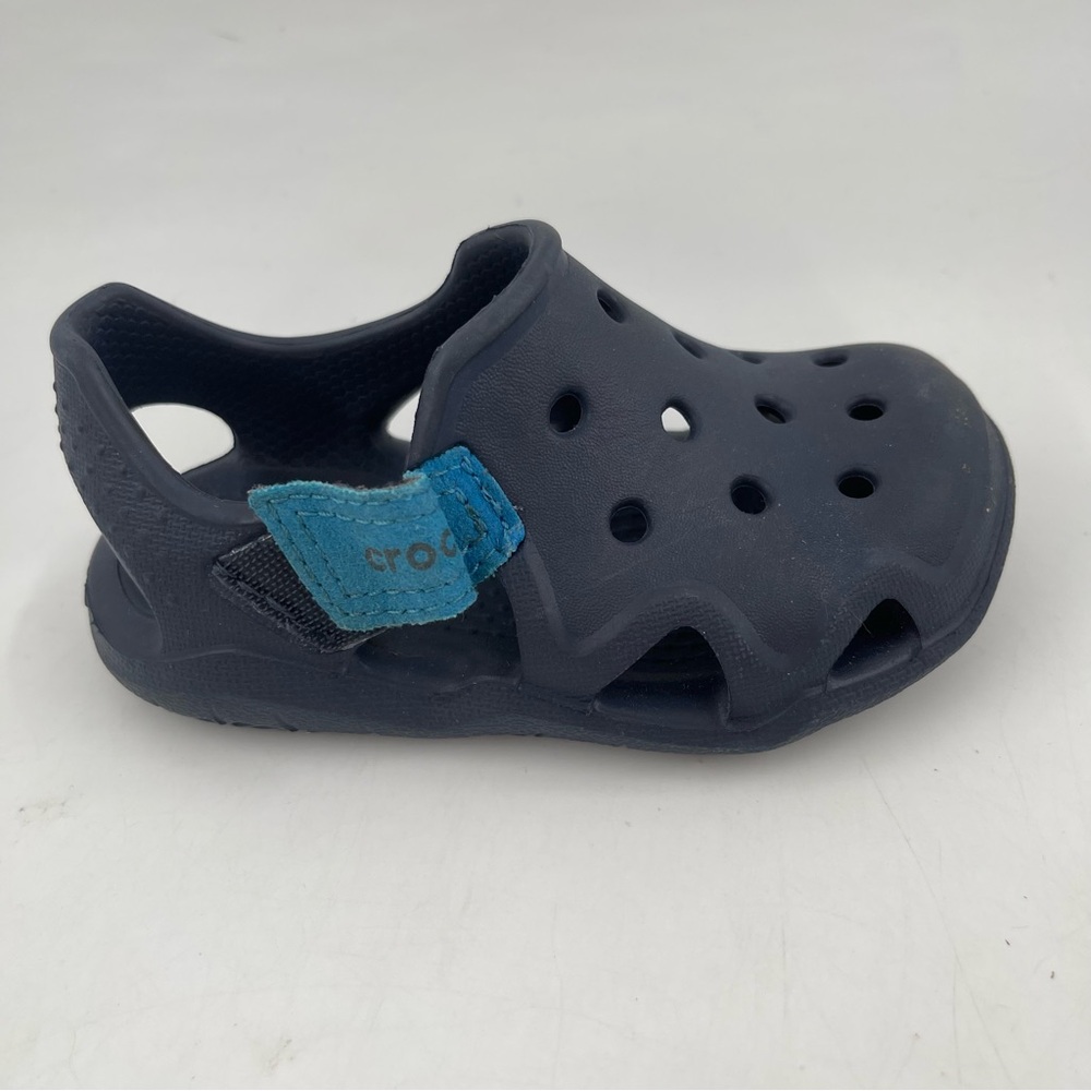 Crocs Unisex Kids Swiftwater Wave - SZ 6 Child- Closed Toe Blue Clog Shoes